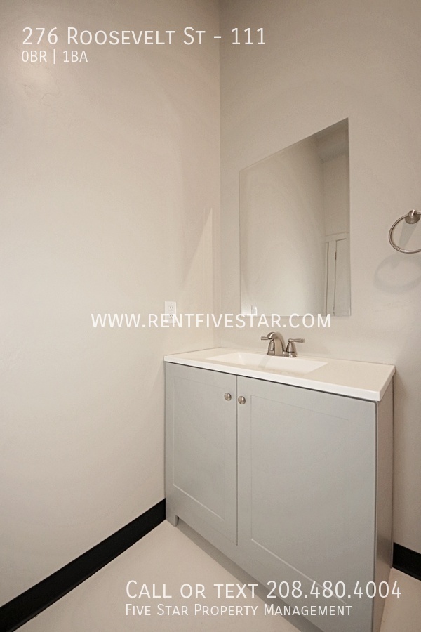 Building Photo - NEW Studio Apartment Available at Gardner ...