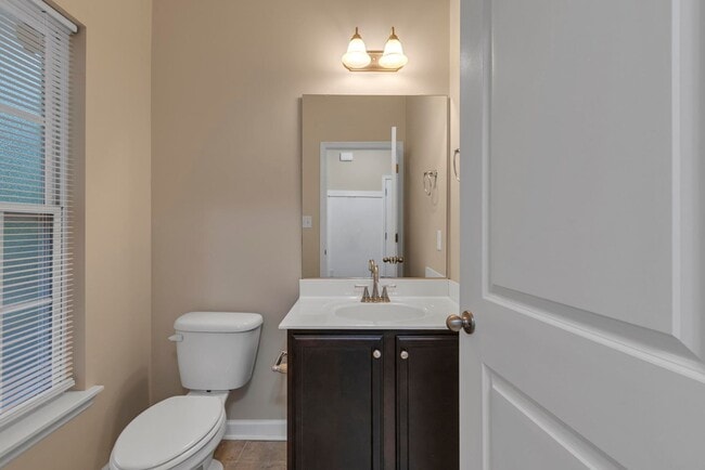 Building Photo - Three Story with Media Room!