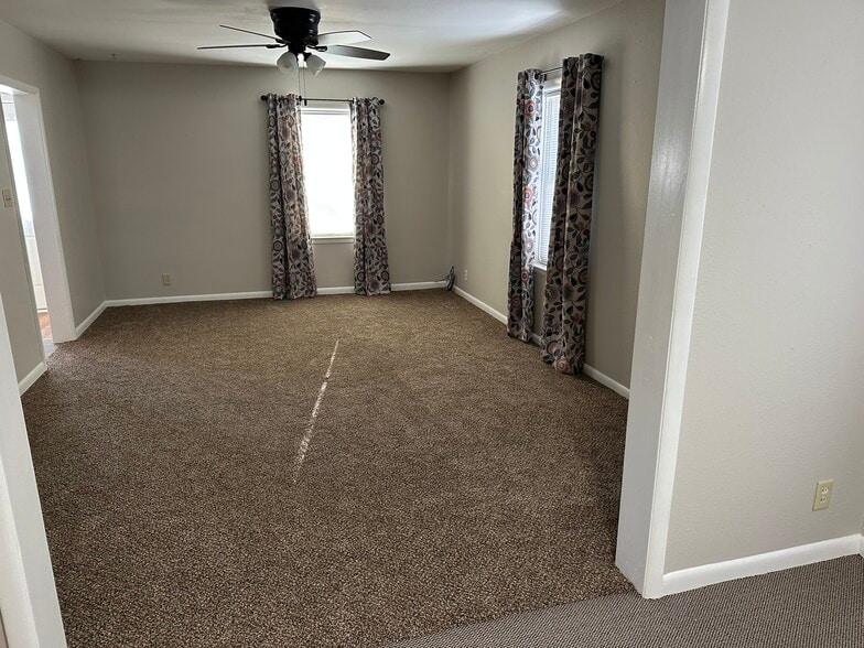 Building Photo - 2303 14th St