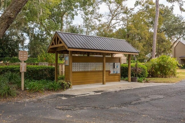 Building Photo - 310 Brockinton Marsh