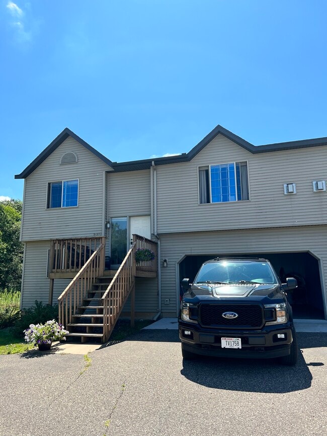Primary Photo - 16972 54th Ave