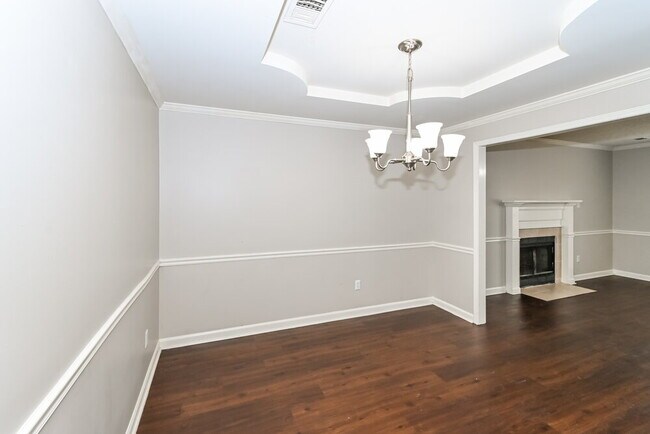 Building Photo - 7381 Peppermill Ln