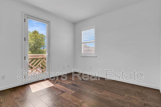 Building Photo - 1709 Campanula Dr