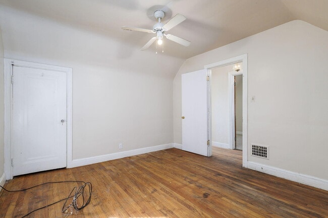 Building Photo - 13067 Wade St