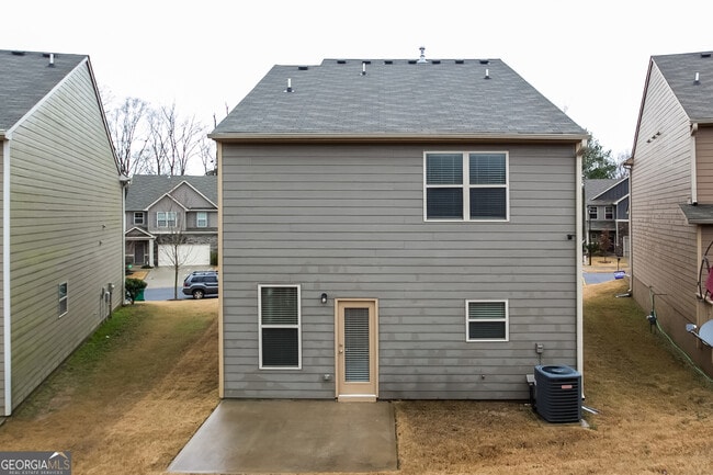 Building Photo - 4893 Longview Run