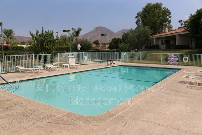 Building Photo - 45346 Driftwood Dr