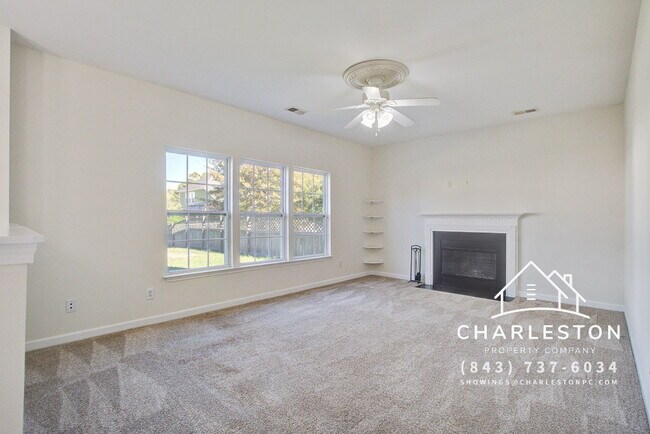 Building Photo - 156 Red Leaf Blvd