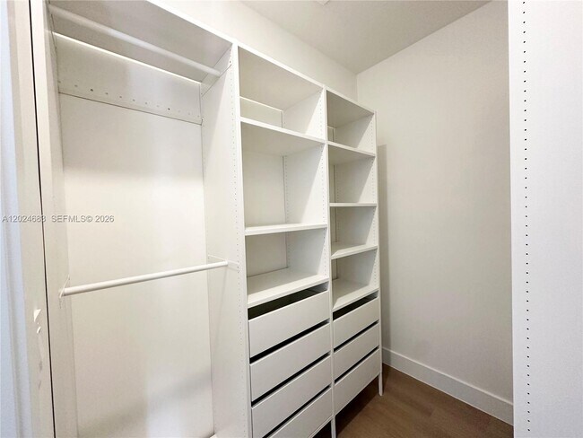 Building Photo - 12336 Green Oak Dr