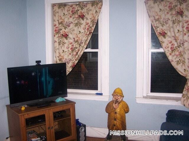 Building Photo - 71 S Huntington Ave