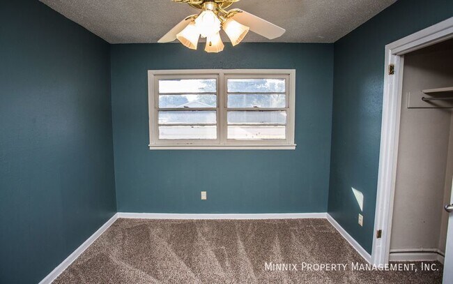 Building Photo - 5414 6th St