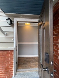 Building Photo - 6902 Lyons St