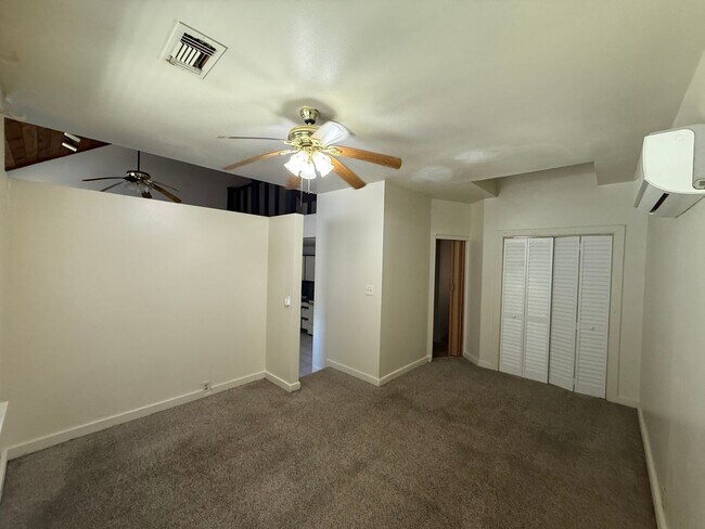 Building Photo - 8464 Bayou Fountain Ave