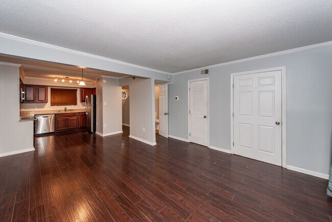 Building Photo - 3 Bedroom 2.5 Bath Condo in Parsonage Point - West Ashley