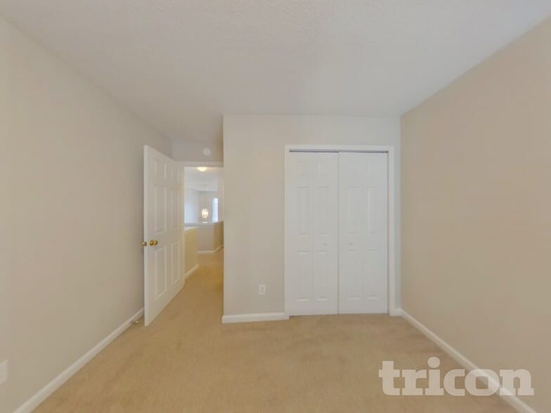 Building Photo - 263 Siddington Way