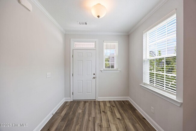 Building Photo - 424 Arrowwood Dr