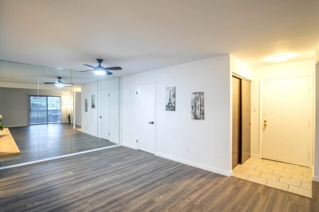 Building Photo - 800 Brook Dr