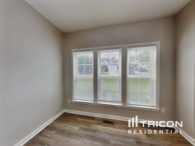 Building Photo - 4815 Elmhurst Ridge Ct