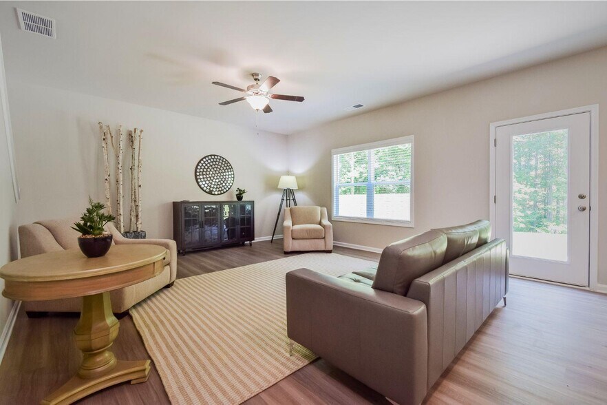 Building Photo - 3237 Lilac Crk Trl