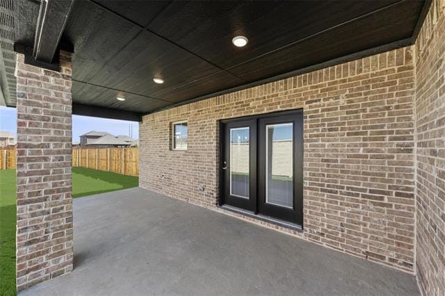 Building Photo - 589 Silver Spgs Ln