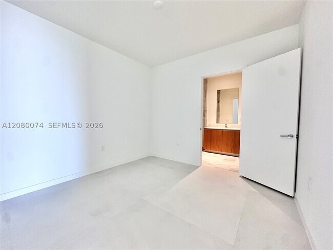 Building Photo - 1400 Biscayne Blvd