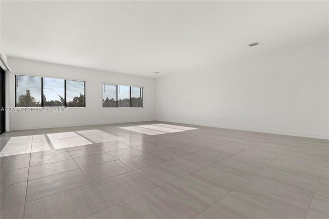 Building Photo - 2391 SW 123rd Ter