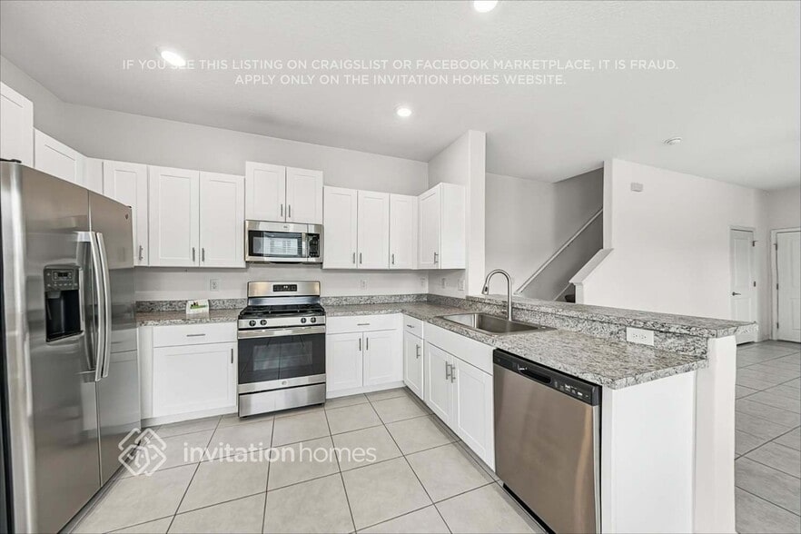 Building Photo - 8271 Birch Hvn Ln
