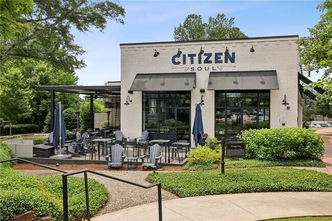 Building Photo - 432 Burton Dr