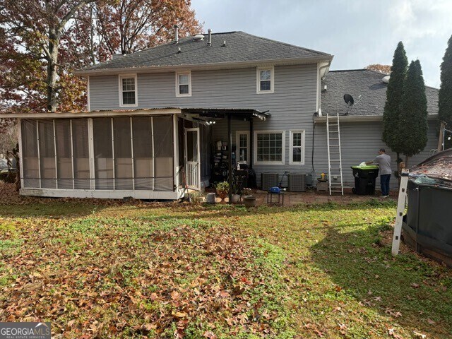 Building Photo - 5635 Stewart Woods Dr