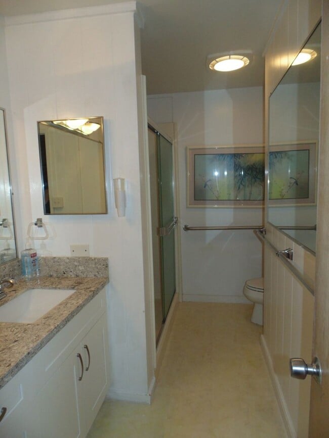 Building Photo - 1761 Maiha Pl