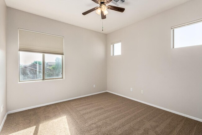 Building Photo - 4296 N 154th Ave