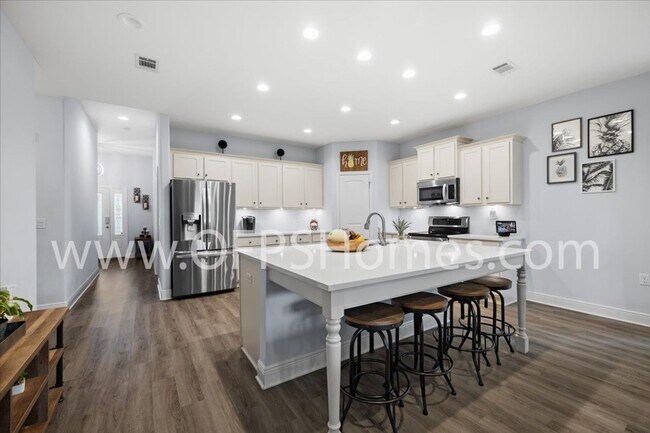 Building Photo - Fort Walton Beach Custom Build Home