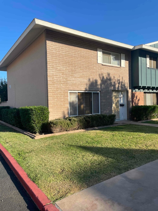Building Photo - 6083 N Granite Reef Rd
