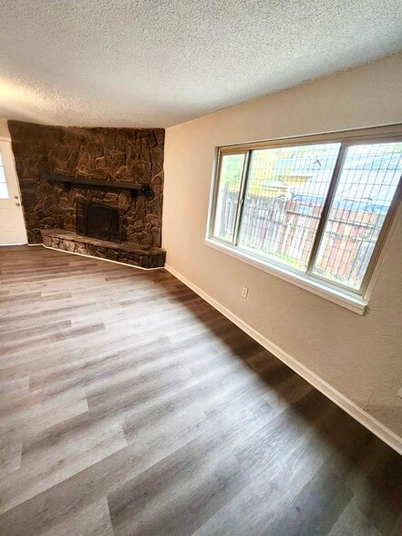 Building Photo - 2840 Belden St