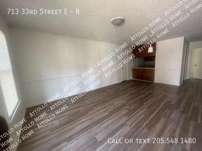 Building Photo - 713 E 33rd St