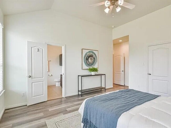 Building Photo - 2125 Sand Ridge Dr