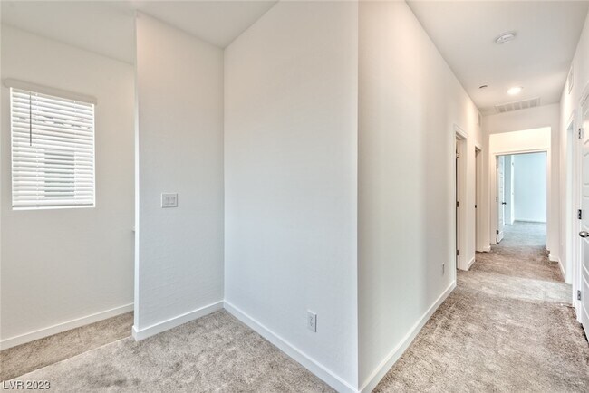 Building Photo - 243 Polaris Ridge Ave