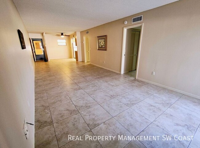 Building Photo - 12471 McGregor Blvd