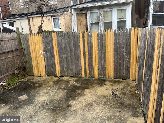 Building Photo - 2424 S Millick St