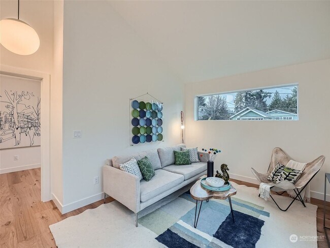 Building Photo - Greenwood 3 Bedroom New Construction Townhouse!