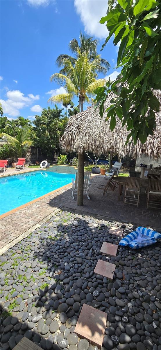 Building Photo - 4317 SW 62nd Ave