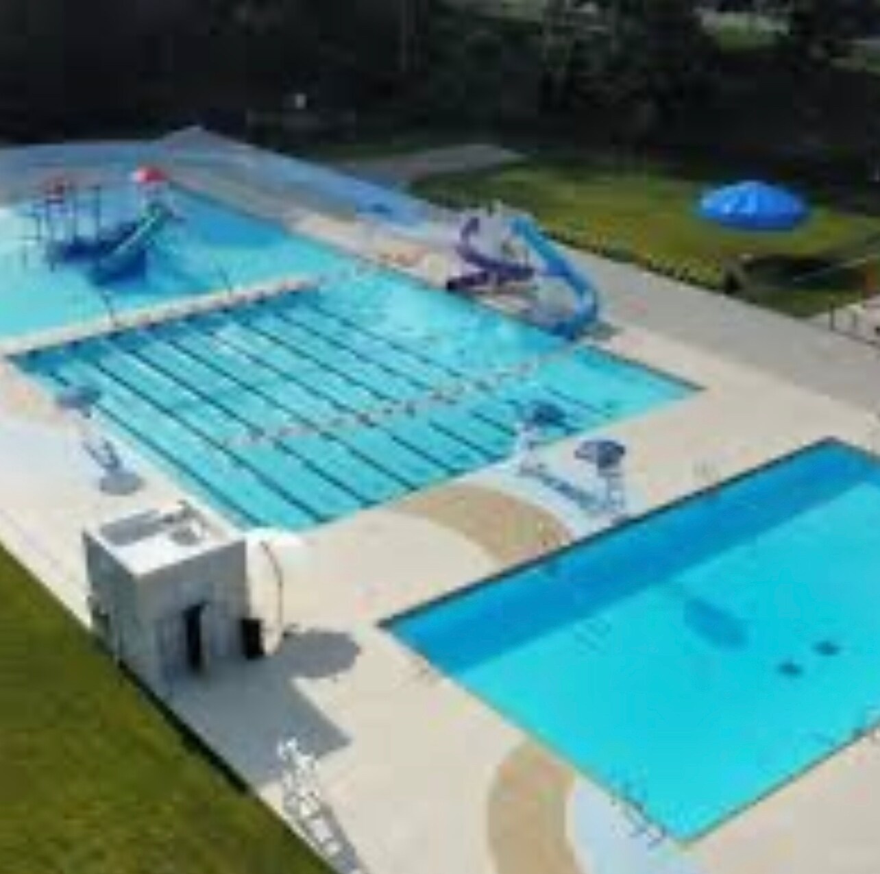 Building Photo - 3449 Chestnut Ave