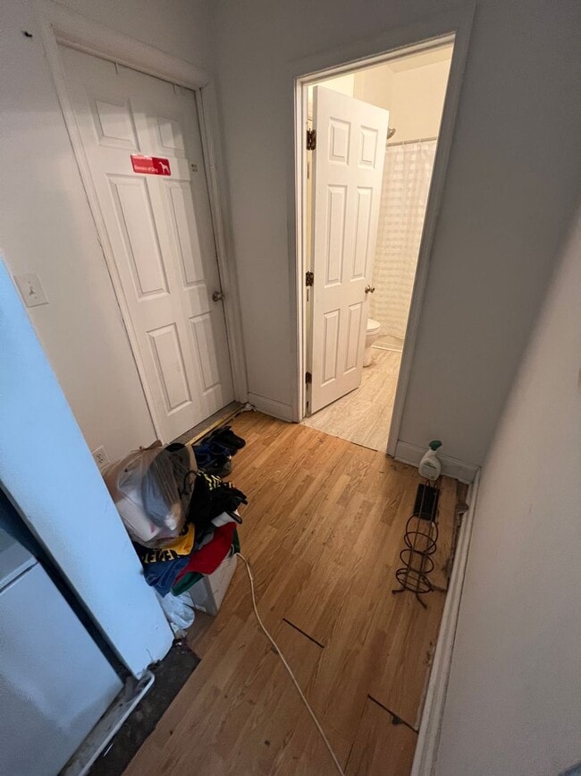 Building Photo - Very Spacious 4bdrm/2bth House on W CARY STREET in the Heart of VCU!!!