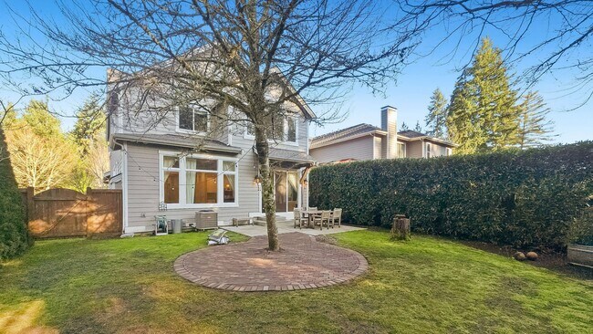 Building Photo - Stylish 4 Bedroom Layout with Office and Bonus Room