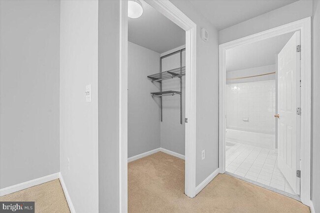 Building Photo - 11710 Old Georgetown Rd