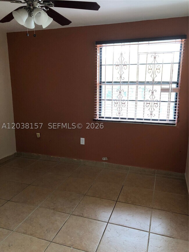 Building Photo - 3808 SW 79th Ave