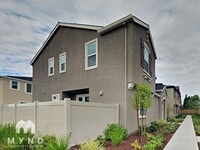 Building Photo - 2172 Brave Hawk Loop