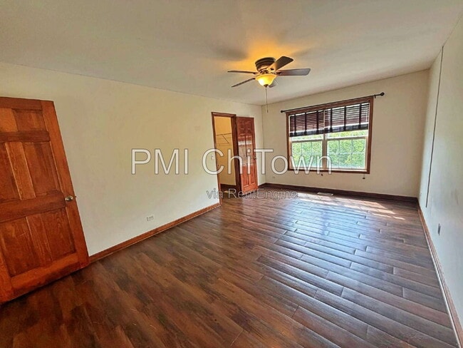 Building Photo - 2050 Rockland Dr