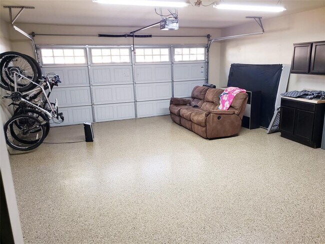 Building Photo - 8305 Turning Trail