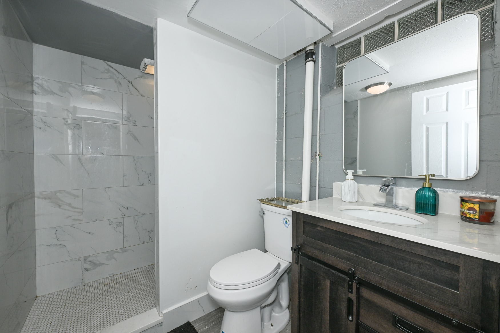 Building Photo - 2205 Keystone Rd