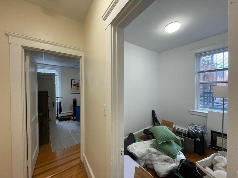 Building Photo - 206 Massachusetts Ave